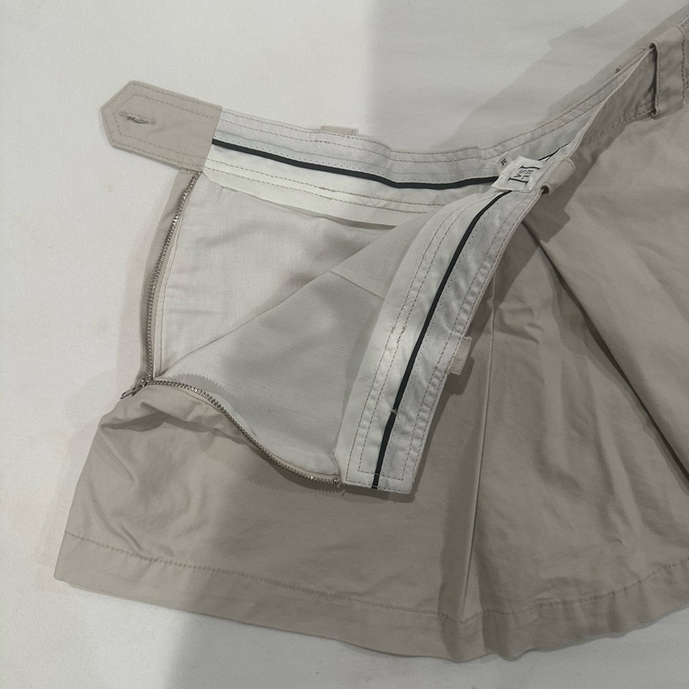 Helsa Workwear Pleated Mini Skort - Picture 4 of 7